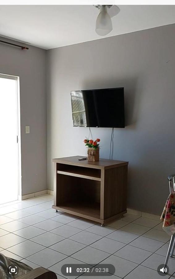 Casa Da Madeira Apartment Caldas Novas Luaran gambar